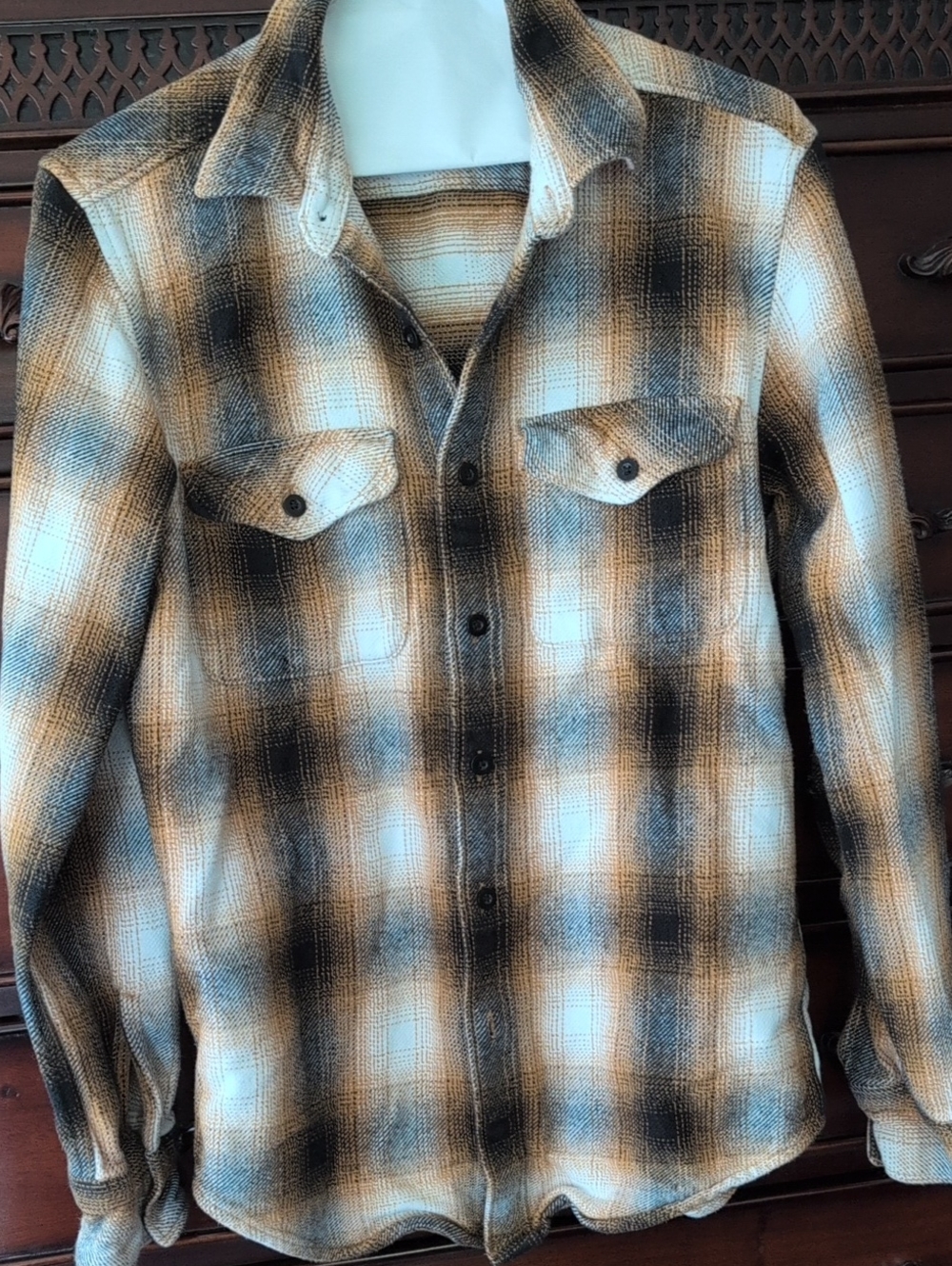 American Eagle Flannel Button Down Shirt Size Small